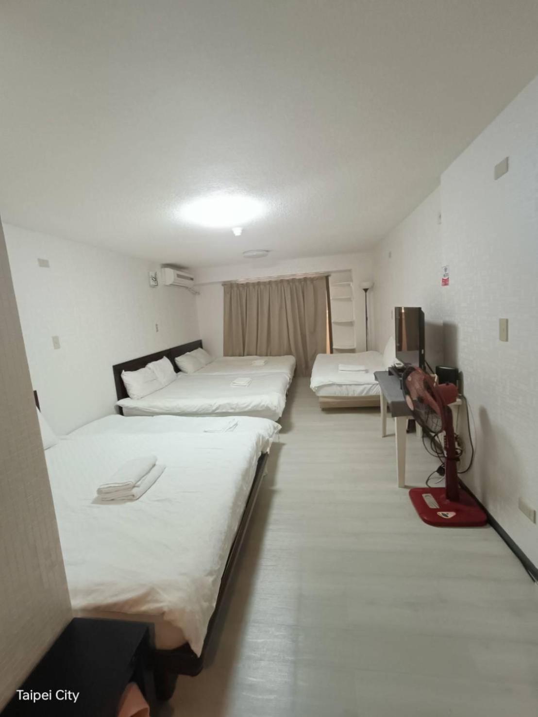 Ximen 日記 Apartment Taipei Bagian luar foto