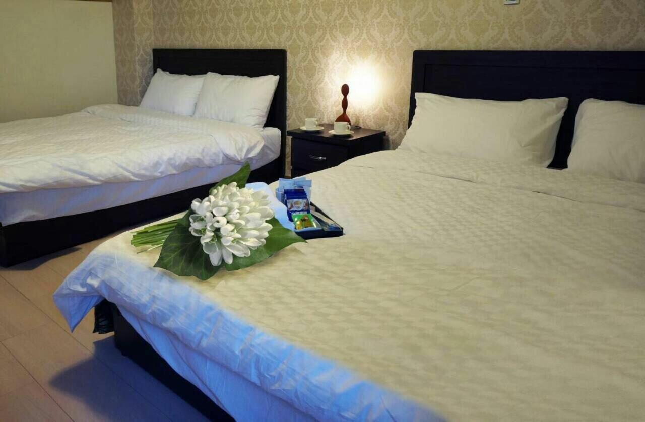 Ximen 日記 Apartment Taipei Bagian luar foto