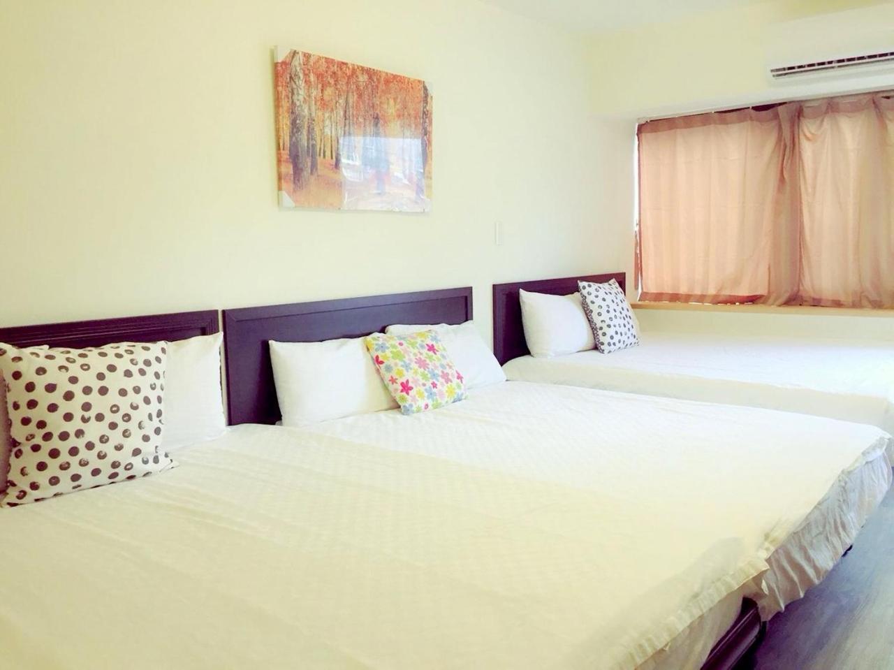 Ximen 日記 Apartment Taipei Bagian luar foto