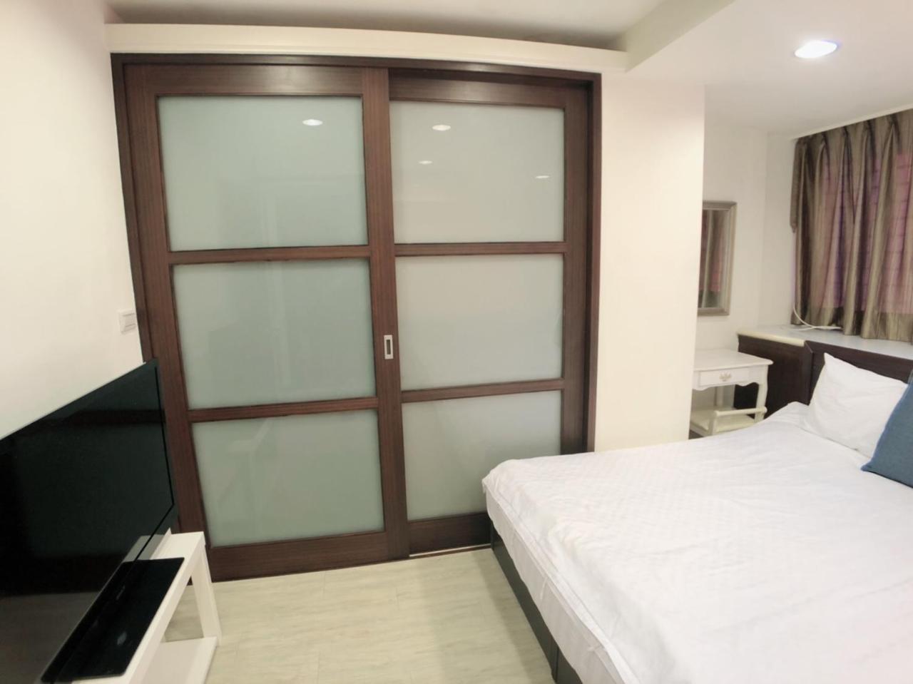 Ximen 日記 Apartment Taipei Bagian luar foto